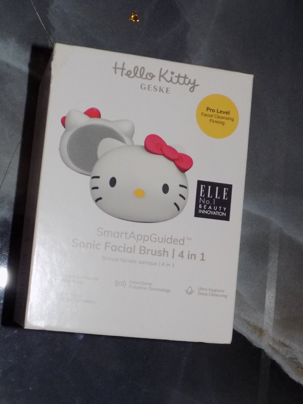 GESKE HELLO KITTY SMART APP GUIDED SONIC FACIAL BRUSH 4 in 1 NEW